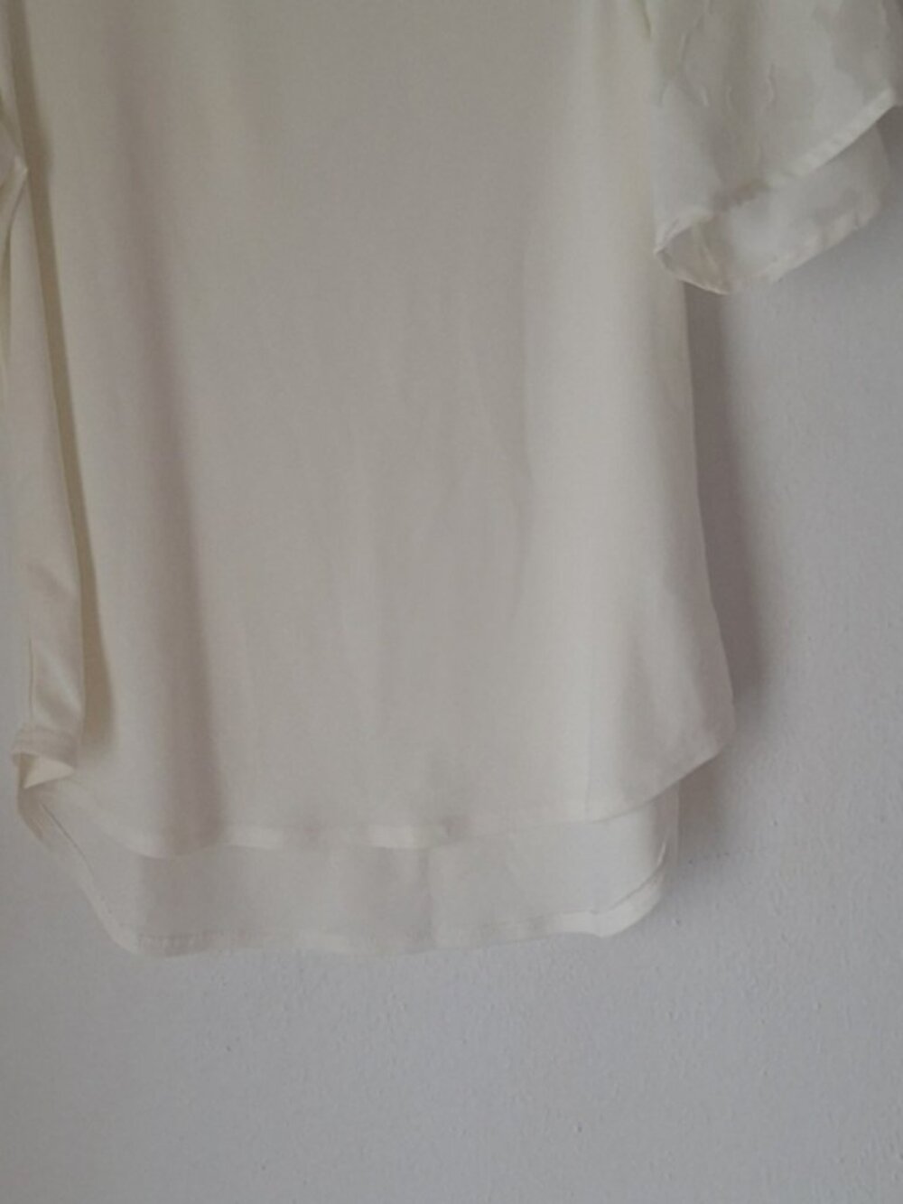 Women’s Cream Ruffle Sleeve Blouse